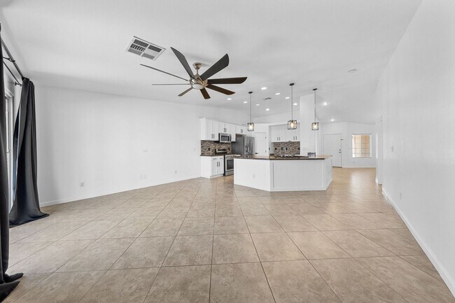 Building Photo - Desert Gem at the Base of Black Mountain –...