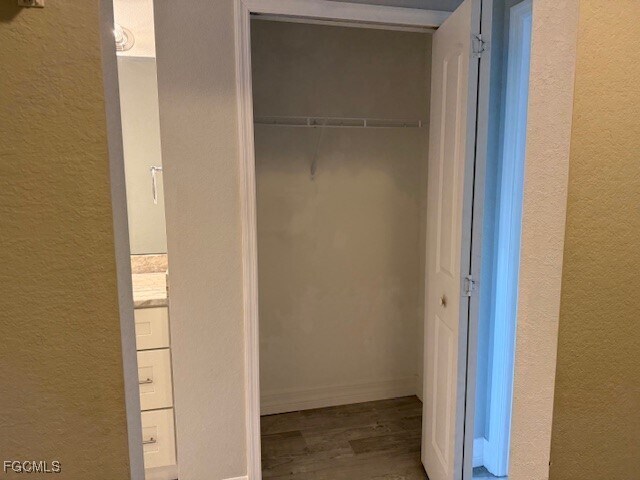 Building Photo - 606 NE 16th Terrace