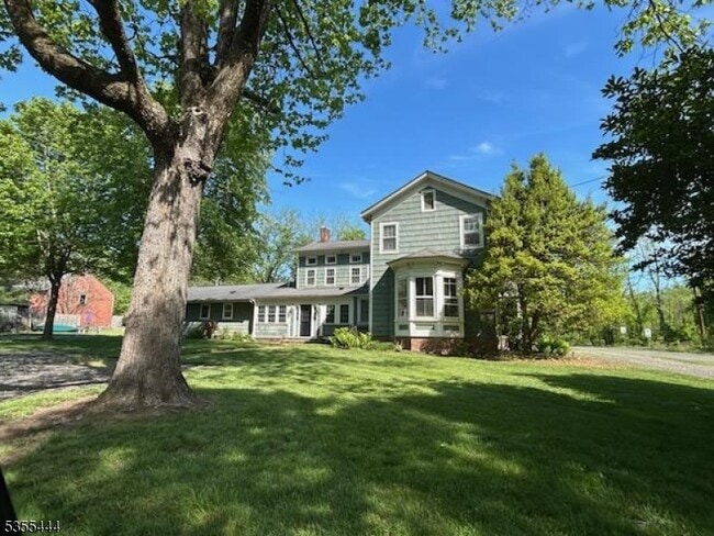Primary Photo - 1518 Millstone River Rd