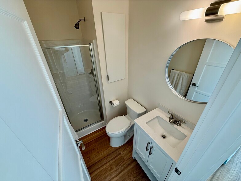 Building Photo - 81 Angela Ave