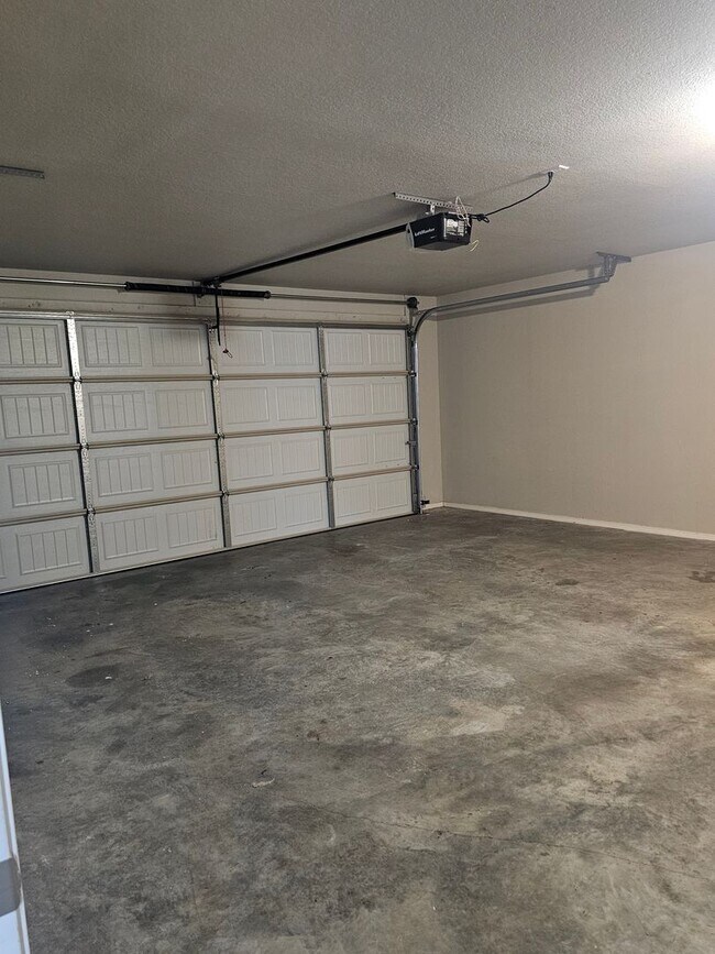Building Photo - Coming In July!!!!