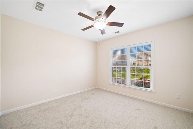 Building Photo - 522 Spring View Dr