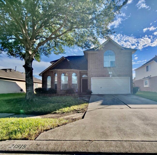 Building Photo - 21915 Stockbridge Ln