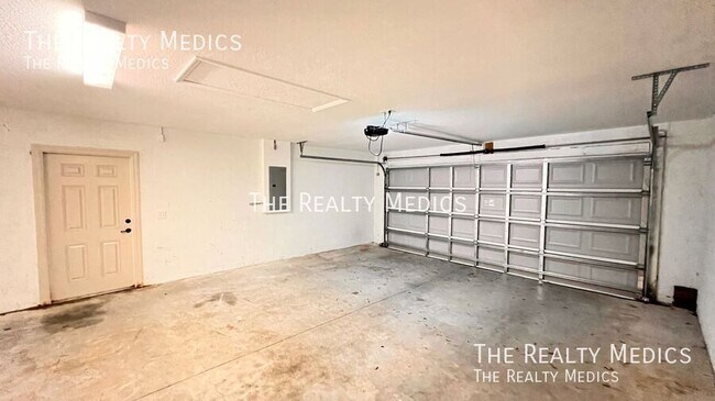 Building Photo - 154 Guava Terrace