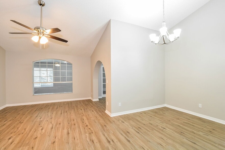 Building Photo - 2156 Pimlico St