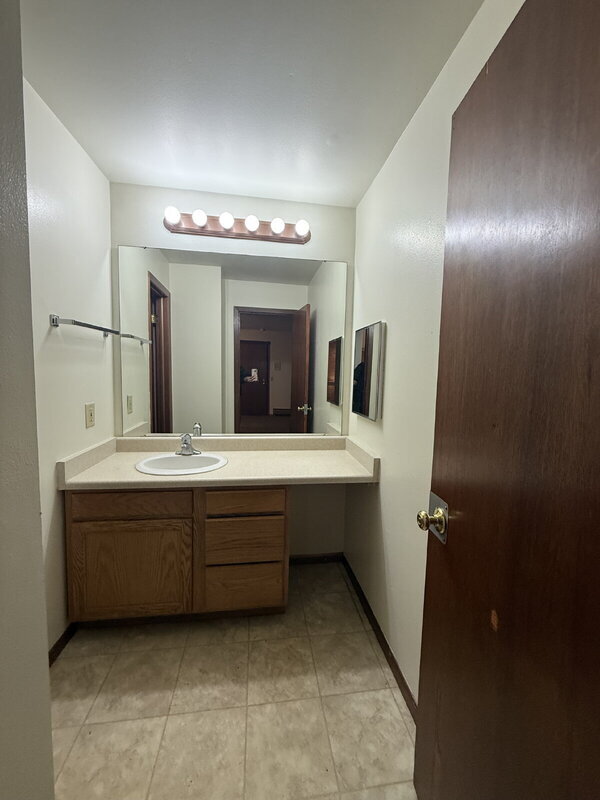 Building Photo - 2404 Independence Ln