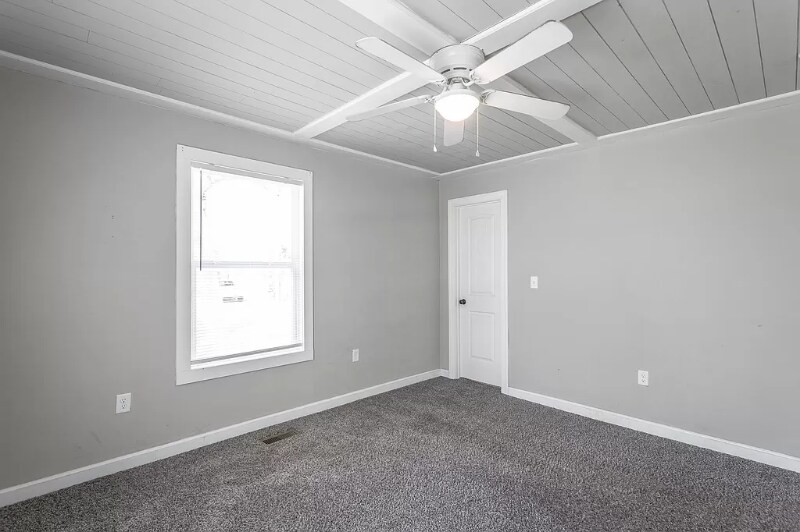 Building Photo - 177 Vero Beach St