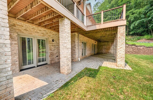 Building Photo - 237 Golf Course Trail