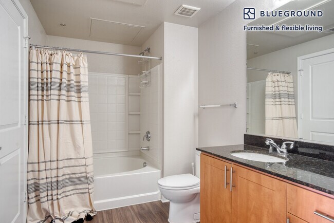 Building Photo - 350 S Jackson St