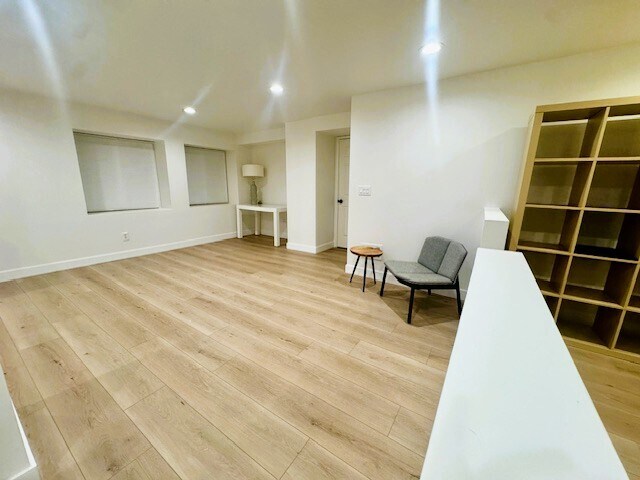 Living room - 168 Westwood Dr