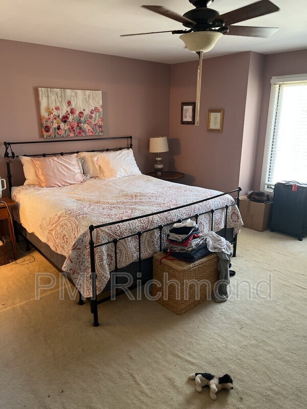 Building Photo - 11418 Hardwood Dr