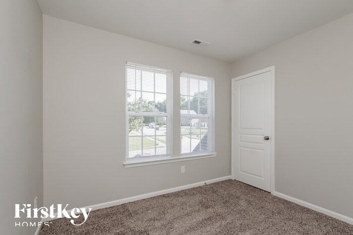Building Photo - 3103 Misty Ln