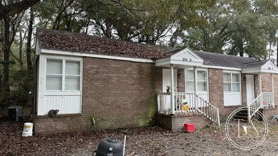 Building Photo - 1014 Shawnee St