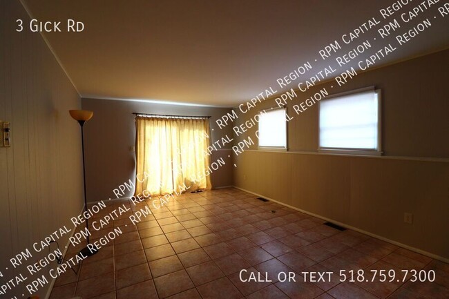 Building Photo - 3 Gick Rd