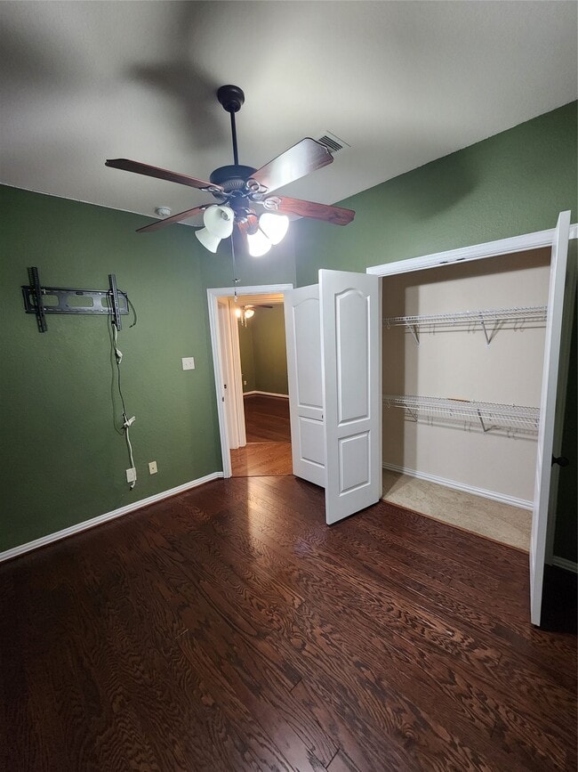 Building Photo - 4713 E Meadow Dr