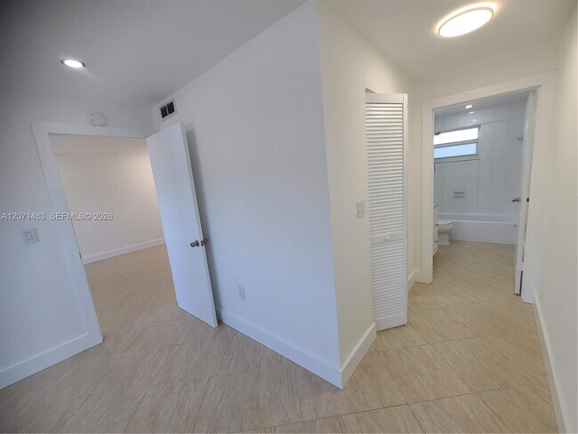 Building Photo - 1612 Jefferson Ave