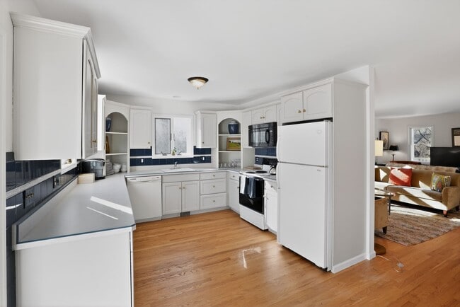 Building Photo - 12 Taghkanic Churchtown Rd