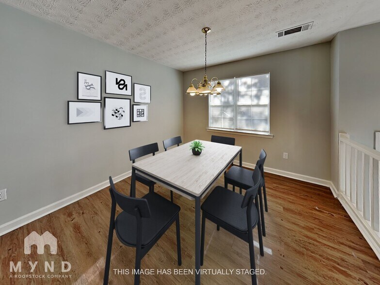 Building Photo - 375 Mountainview Dr