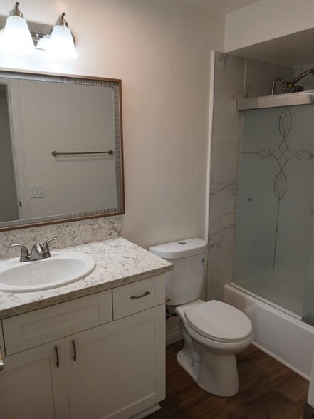 Building Photo - 809 Amigos Way