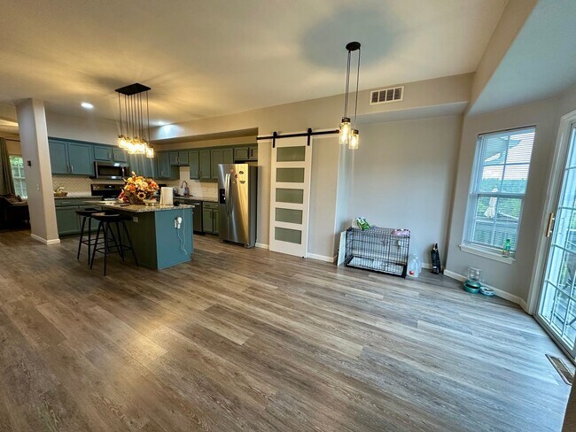 Building Photo - 301 Carmel Valley Way