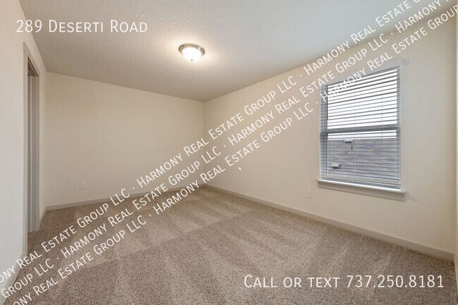 Building Photo - 289 Deserti Rd