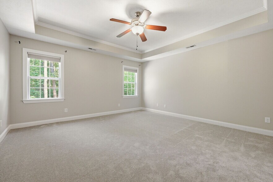 Building Photo - 768 Riverbirch Dr