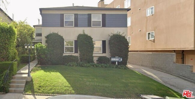 Building Photo - 10620 Holman Ave