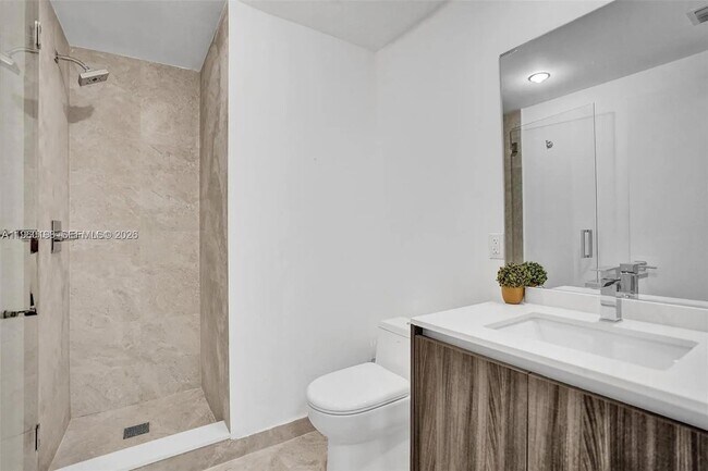 Building Photo - 488 NE 18th St