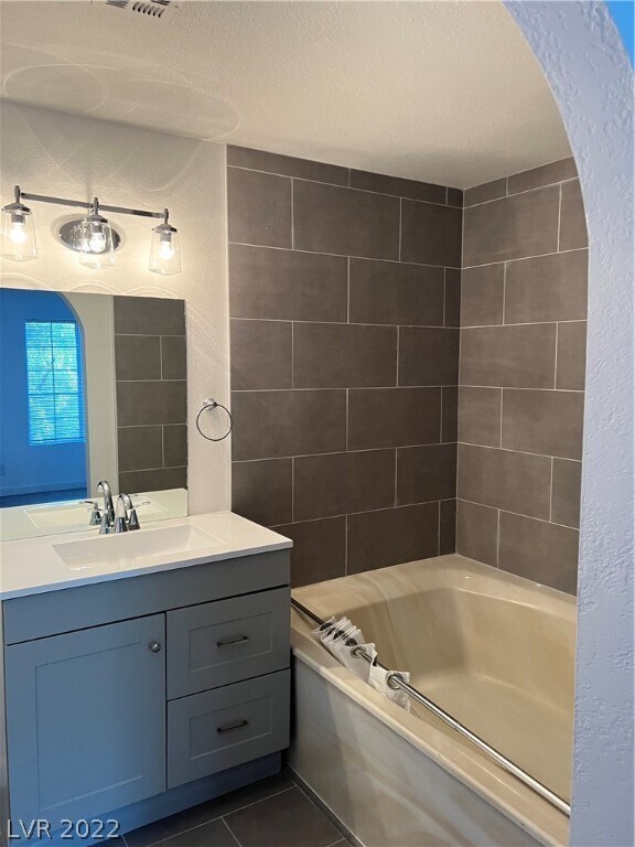 Building Photo - 2200 S Fort Apache Rd