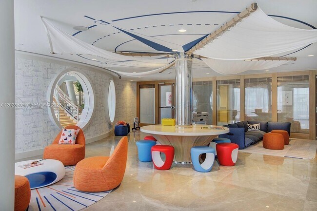 Building Photo - 15701 Collins Ave