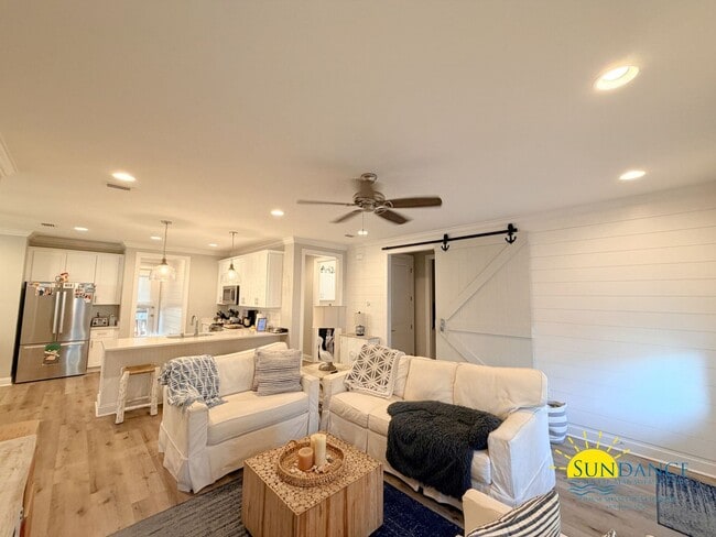 Building Photo - Charming 3BR Home with really great neighborhood perks!