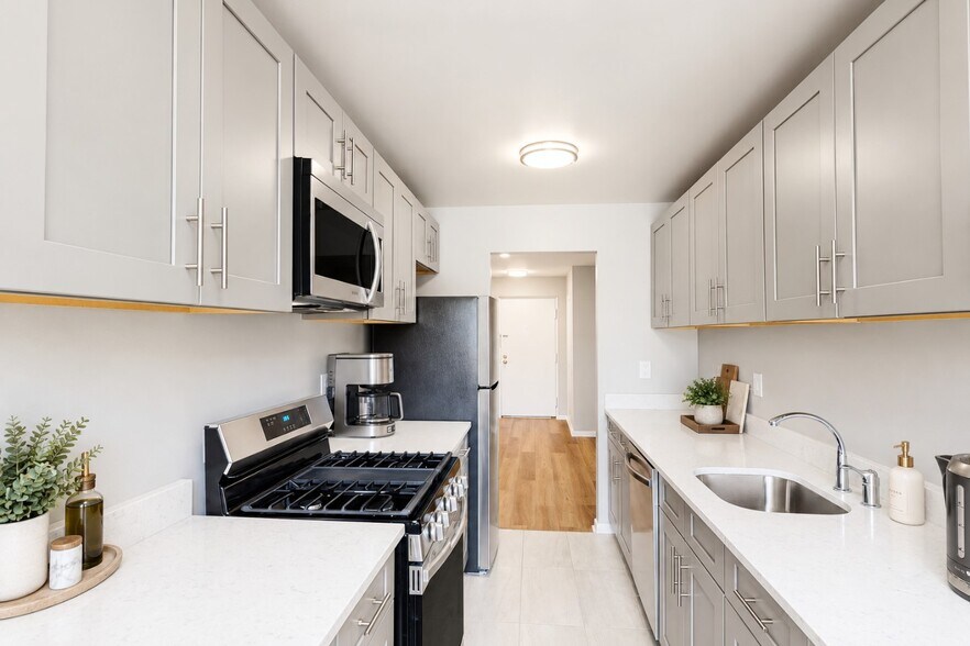 Building Photo - Glen Ridge Manor
