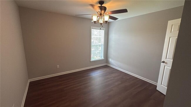 Building Photo - 120 Finchley Dr