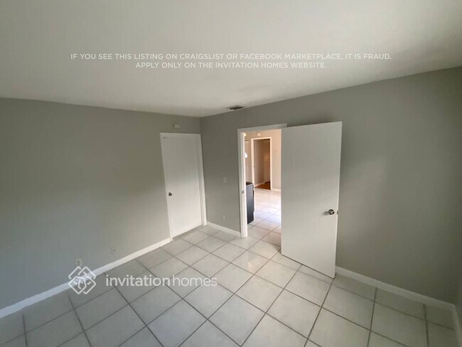 Building Photo - 5885 Eddy Ct