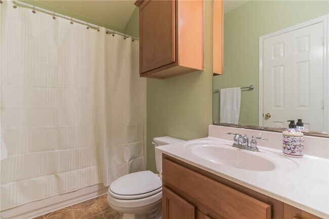 Building Photo - 9201 Brodie Ln