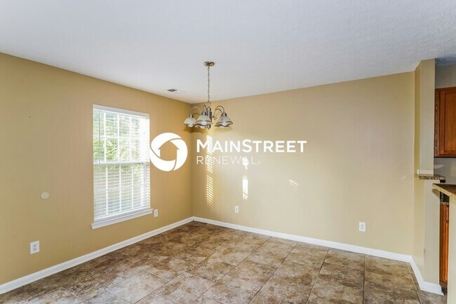 Building Photo - 3 Bedroom Pet-Friendly Home in Nashville, TN with Main Street Renewal