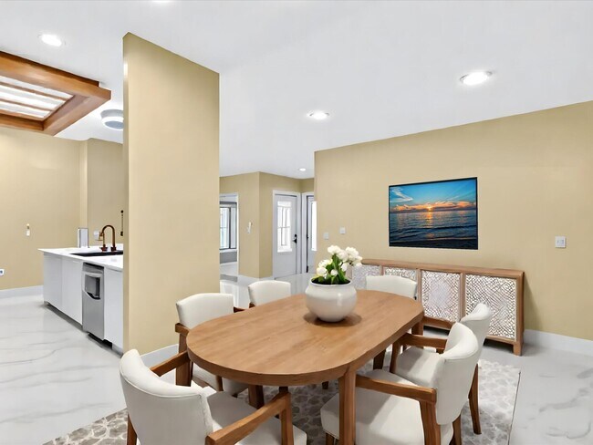 Building Photo - 12549 Woodmill Dr