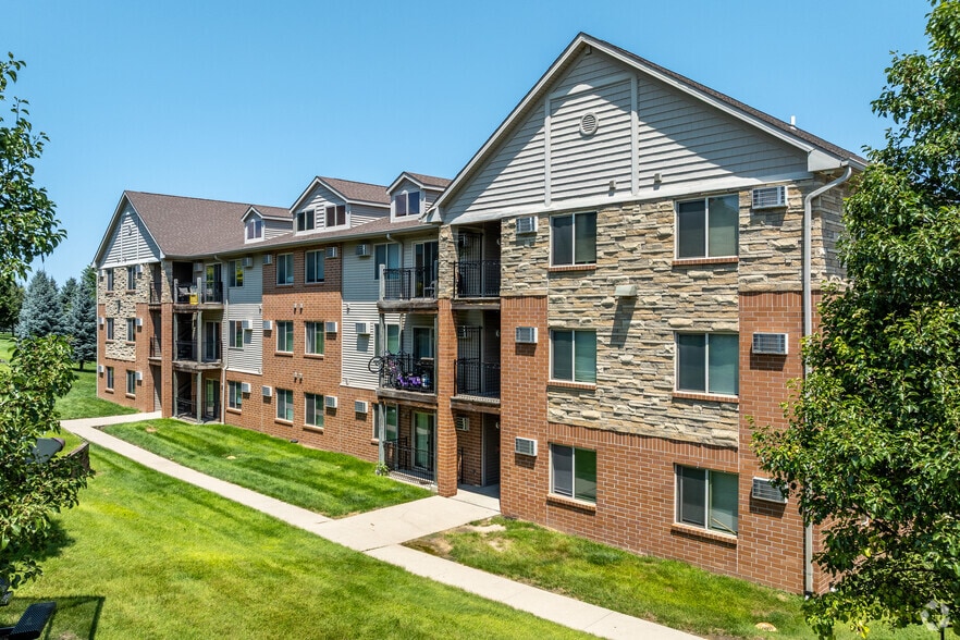 Building Photo - Chapel Ridge