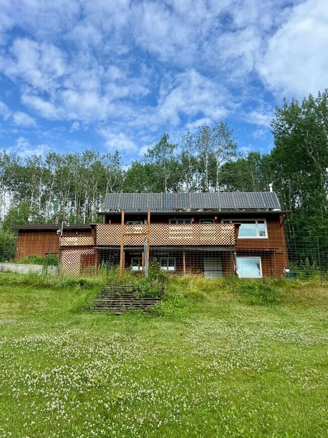 Building Photo - 4-Bedroom Home in Fairbanks | 2-Car Garage, Fenced Yard, RV Parking & Breathtaking Views – Dog Fr...