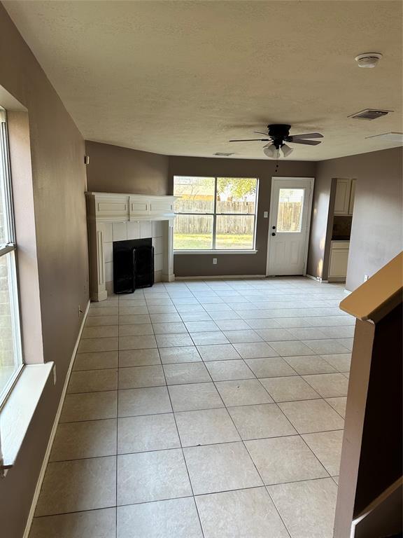 Building Photo - 21611 Bowcreek Ln