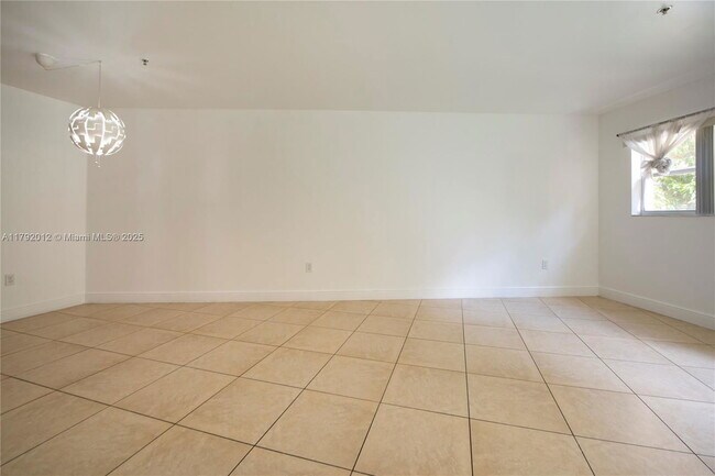 Building Photo - 4147 Stirling Rd
