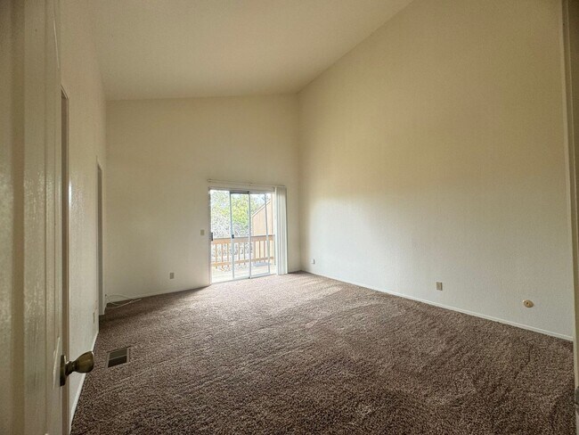 Building Photo - 1283-1285 S 16th St