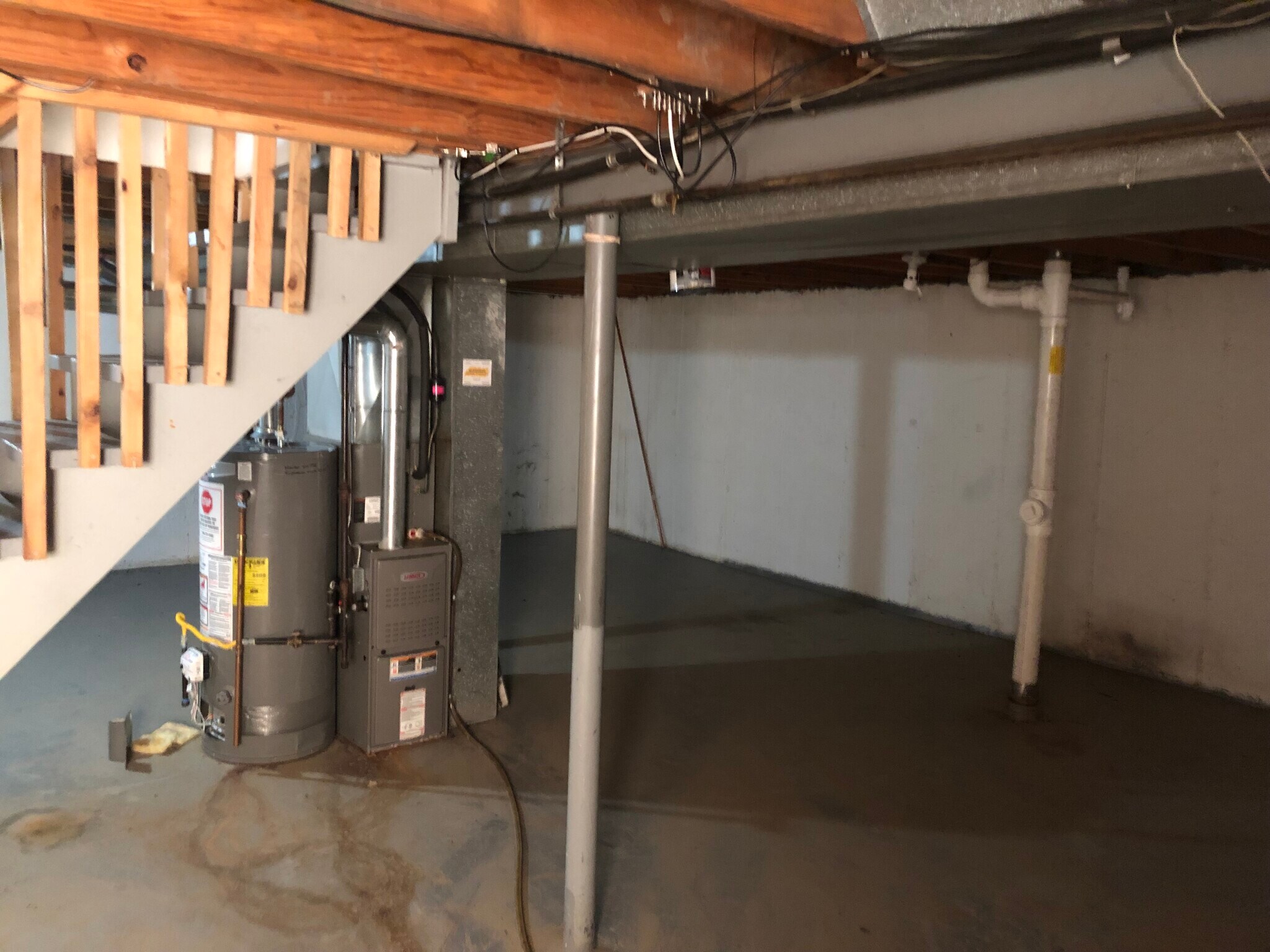 Building Photo - 4002 Esseldale Dr