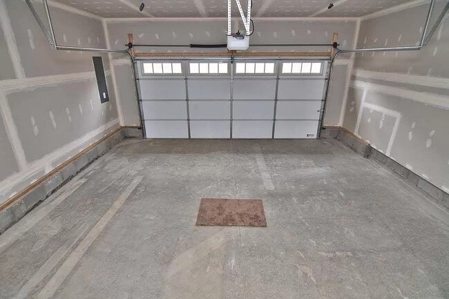 Building Photo - 3109 Fairfax Terrace