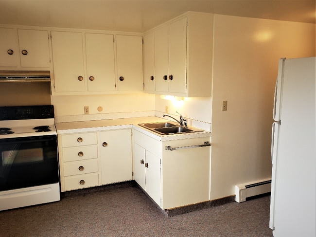 Building Photo - 1321 Walnut St