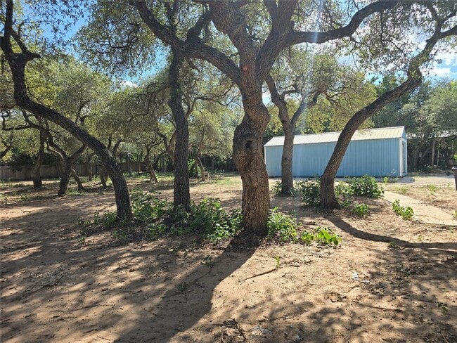 Building Photo - 1304 Eagles Way
