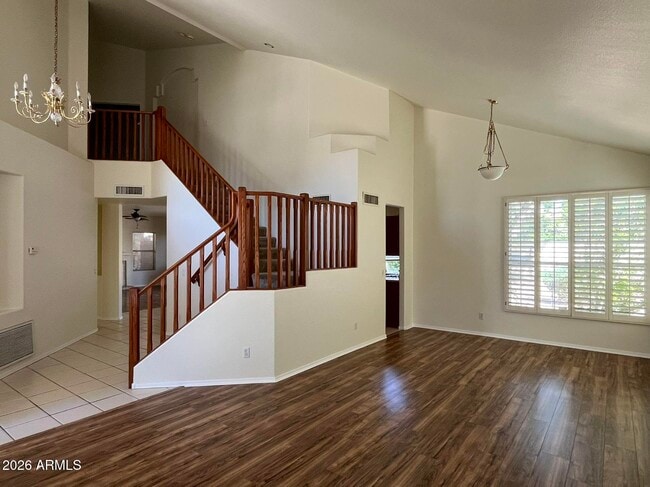 Building Photo - 5922 W Gary Dr