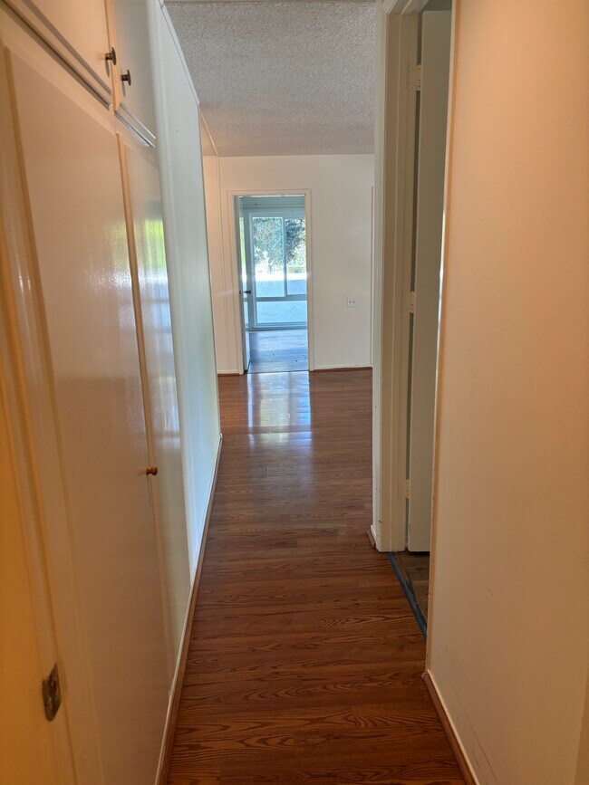 Building Photo - 2280 Via Mariposa W