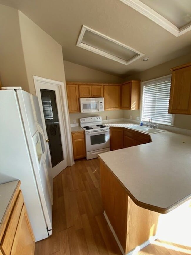 Building Photo - Single Story home in Central Boise available in July 2026!