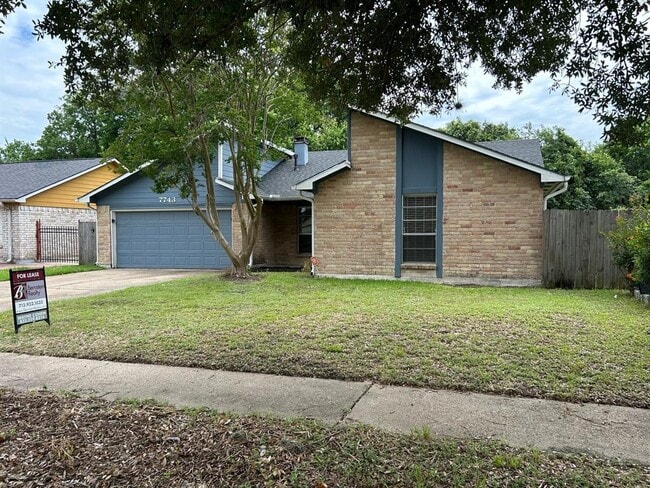 Building Photo - 7743 Alperton Dr
